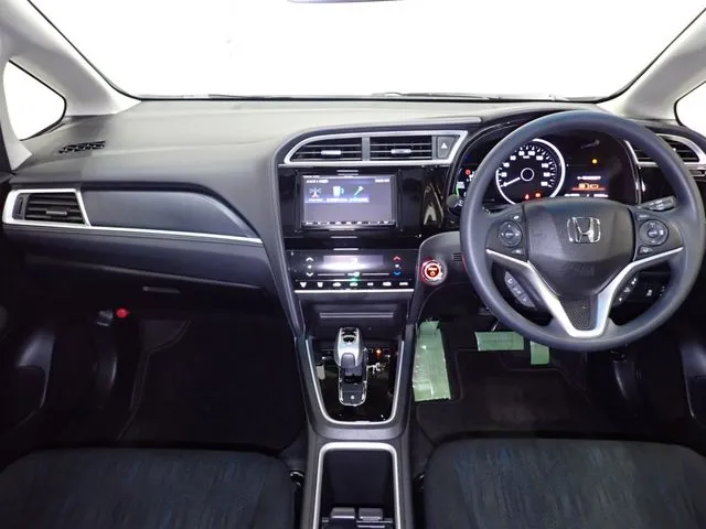 ホンダ シャトル ハイブリッド