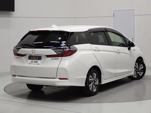 ホンダ シャトル ハイブリッド