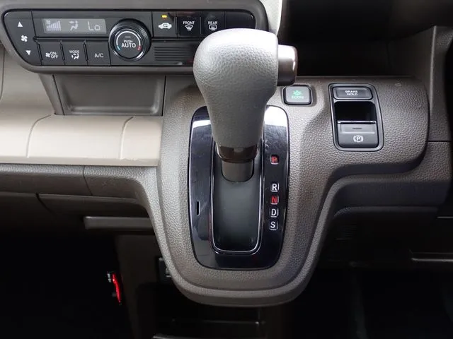 Ｎ－ＷＧＮ（ホンダ）の車両写真