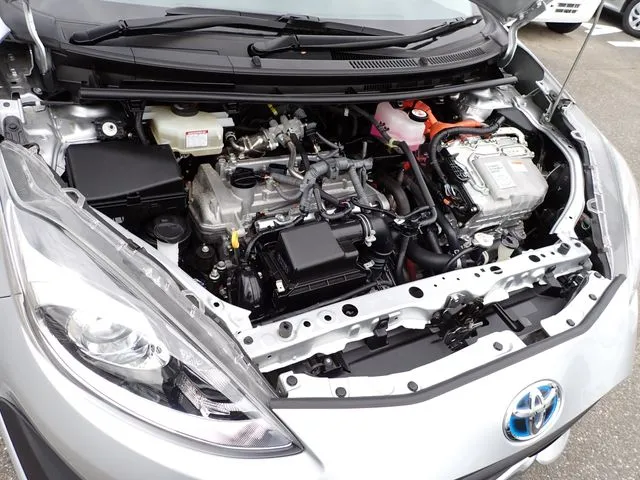 アクア（トヨタ）の車両写真