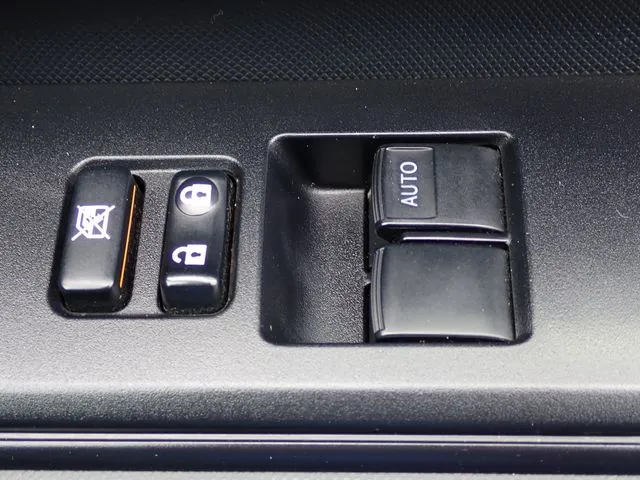 アクア（トヨタ）の車両写真