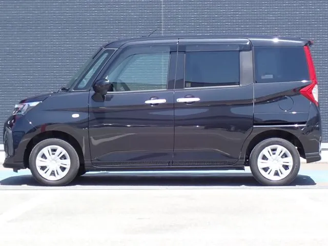 ルーミー(トヨタ)の車両写真