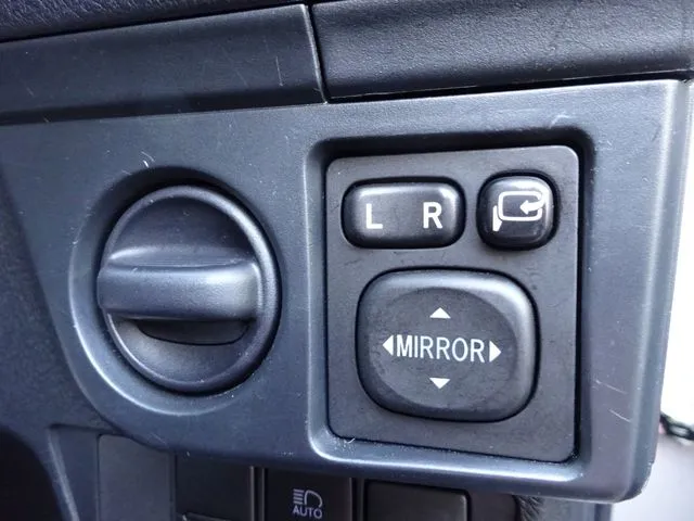 カローラフィールダー（トヨタ）の車両写真