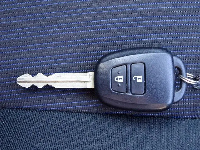 カローラフィールダー（トヨタ）の車両写真