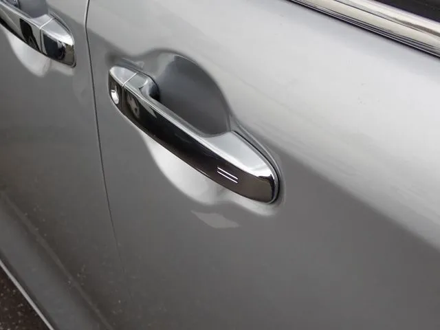 エスクァイア　ハイブリッド（トヨタ）の車両写真