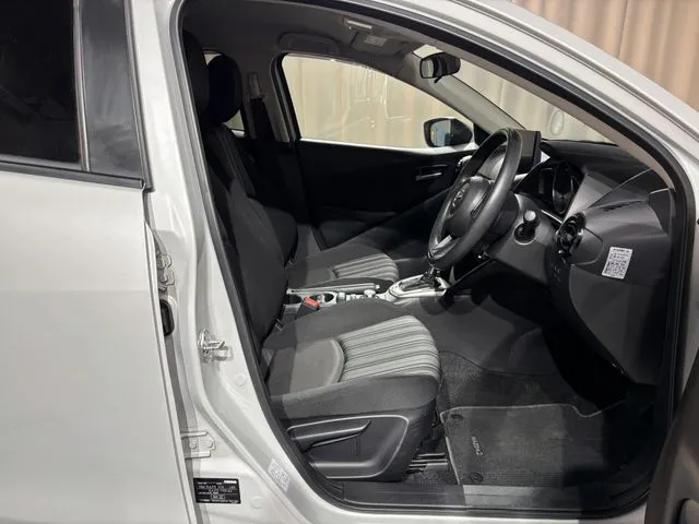 マツダ　ＭＡＺＤＡ２