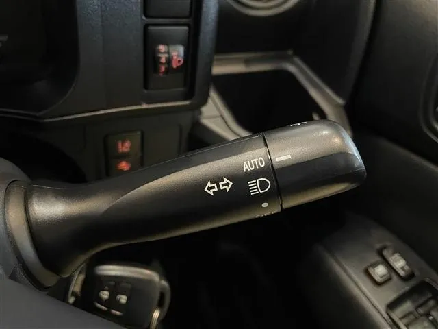 トヨタ　プロボックスバン　２ＷＤ