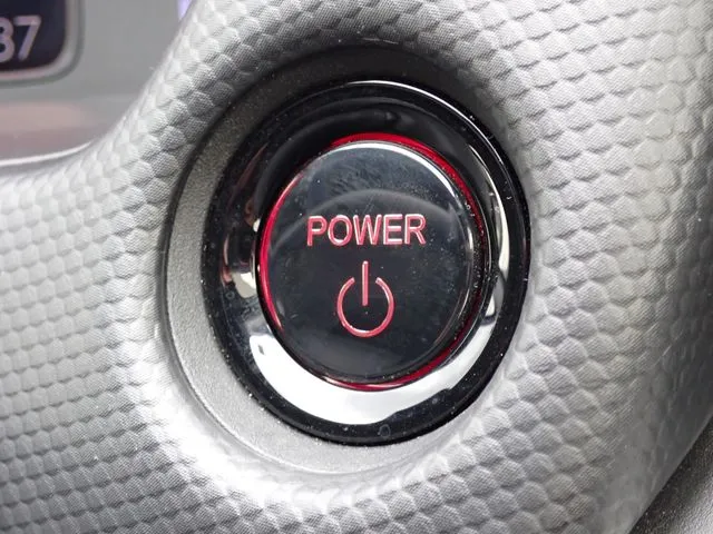 フィット　ｅ：ＨＥＶ（ホンダ）の車両写真