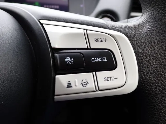 フィット　ｅ：ＨＥＶ（ホンダ）の車両写真