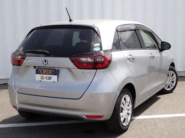 フィット　ｅ：ＨＥＶ（ホンダ）の車両写真