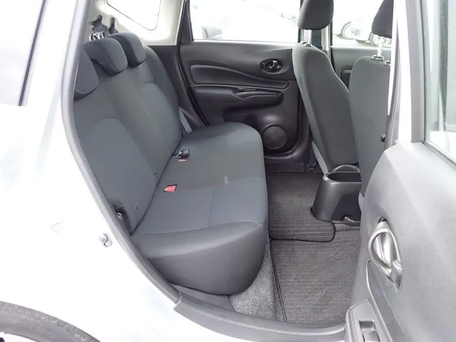 ノート（ニッサン）の車両写真