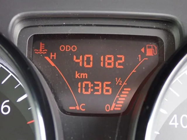 ノート（ニッサン）の車両写真