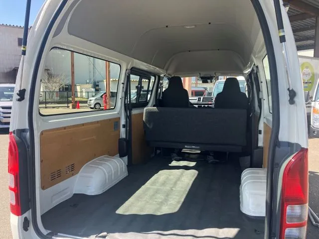 レジアスエースバン 1.15t 2WD(トヨタ)の車両写真