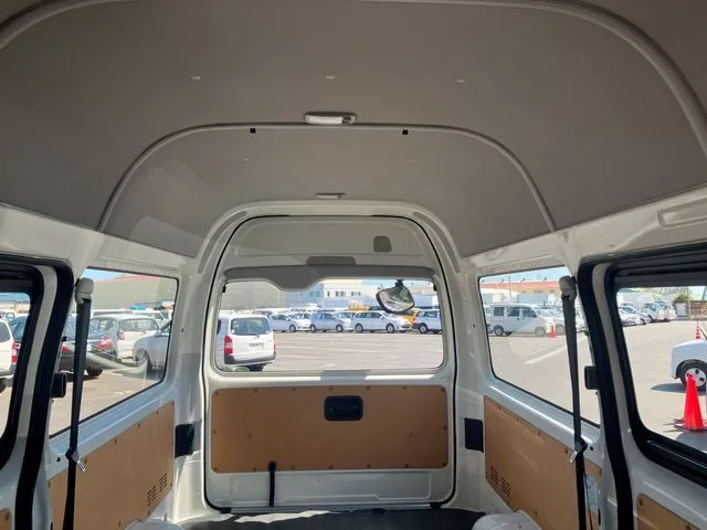 レジアスエースバン 1.15t 2WD(トヨタ)の車両写真