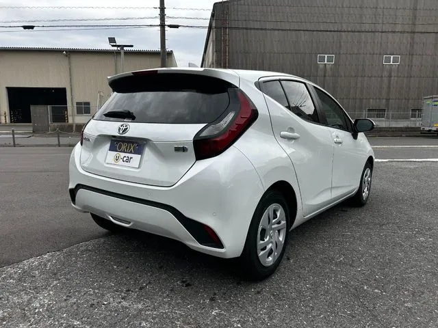 アクア(トヨタ)の車両写真