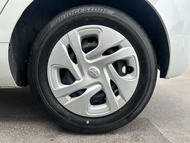 アクア(トヨタ)の車両写真