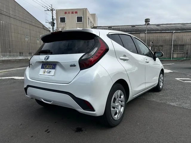 アクア(トヨタ)の車両写真