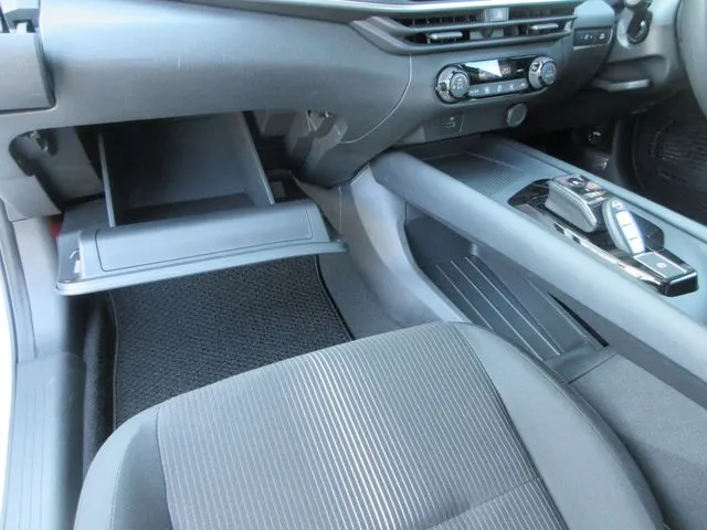 ニッサン　ノート