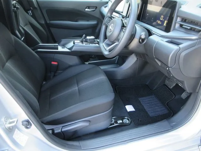 ニッサン　ノート