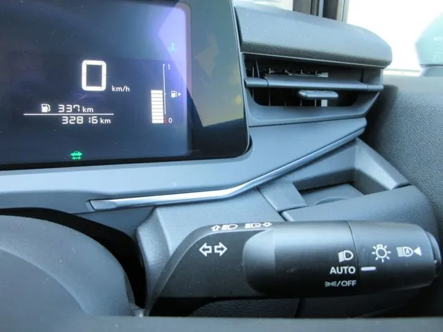 ニッサン　ノート