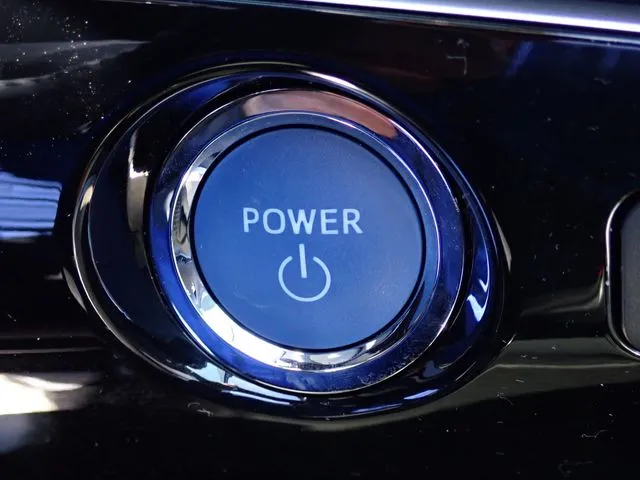 プリウス（トヨタ）の車両写真