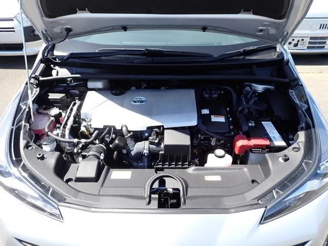 プリウス（トヨタ）の車両写真