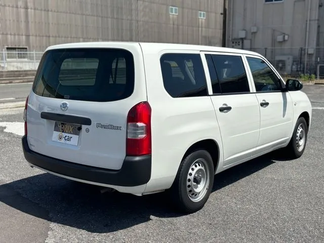 プロボックスバン　２ＷＤ（トヨタ）の車両写真