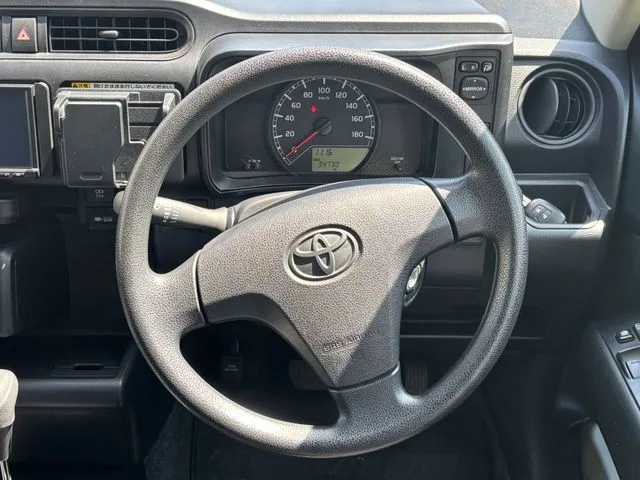 プロボックスバン　２ＷＤ（トヨタ）の車両写真