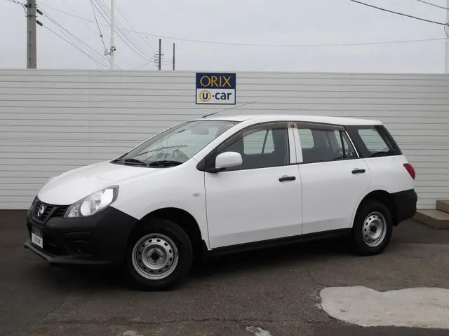 ニッサン　ＮＶ１５０　ＡＤ　４ＷＤ