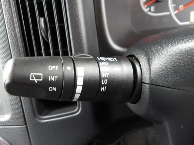 ニッサン　ＮＶ１５０　ＡＤ　４ＷＤ