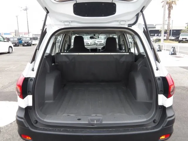 ニッサン　ＮＶ１５０　ＡＤ　４ＷＤ