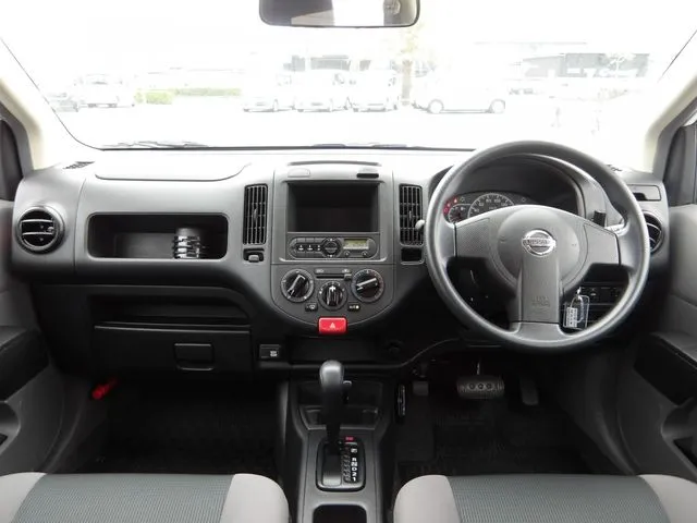 ニッサン　ＮＶ１５０　ＡＤ　４ＷＤ