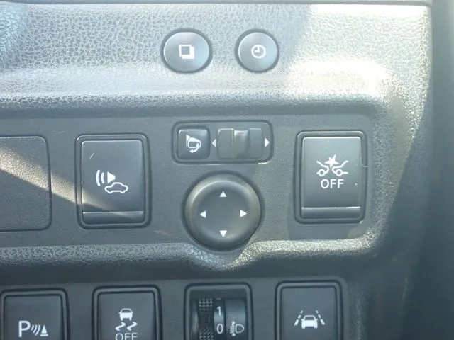 ノート（ニッサン）の車両写真