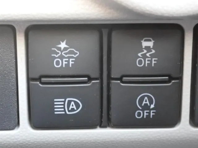 ムーヴ（ダイハツ）の車両写真