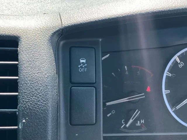 トヨタ　ハイエースバン　４ＷＤ
