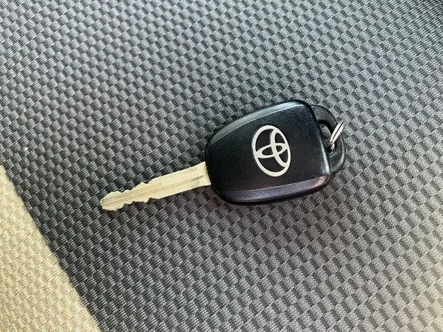 トヨタ　ハイエースバン　４ＷＤ