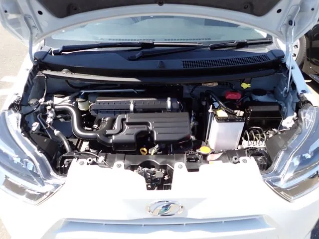 ミラ　イース（ダイハツ）の車両写真