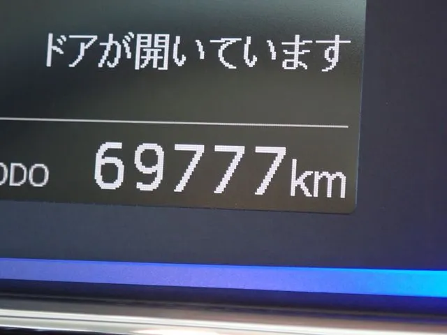 ミラ　イース（ダイハツ）の車両写真