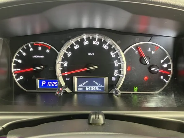 トヨタ　ハイエースバン　２ＷＤ