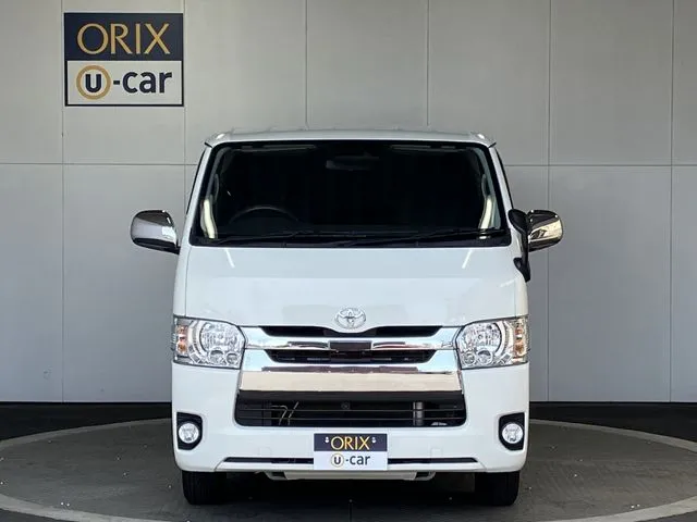 トヨタ　ハイエースバン　２ＷＤ