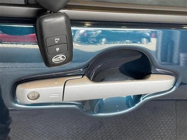 タント（ダイハツ）の車両写真