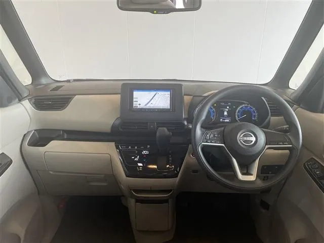 ルークス（ニッサン）の車両写真