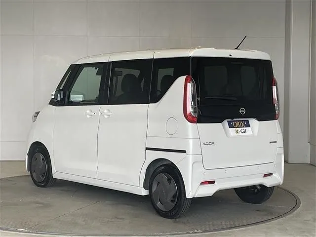 ルークス（ニッサン）の車両写真