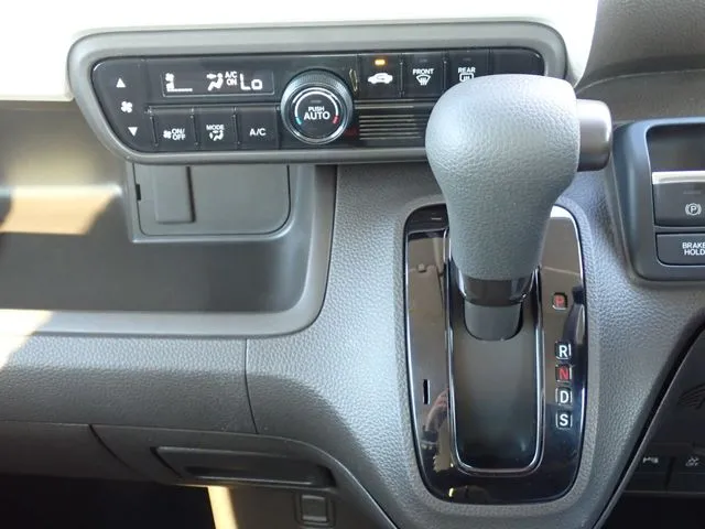 Ｎ　ＢＯＸ（ホンダ）の車両写真