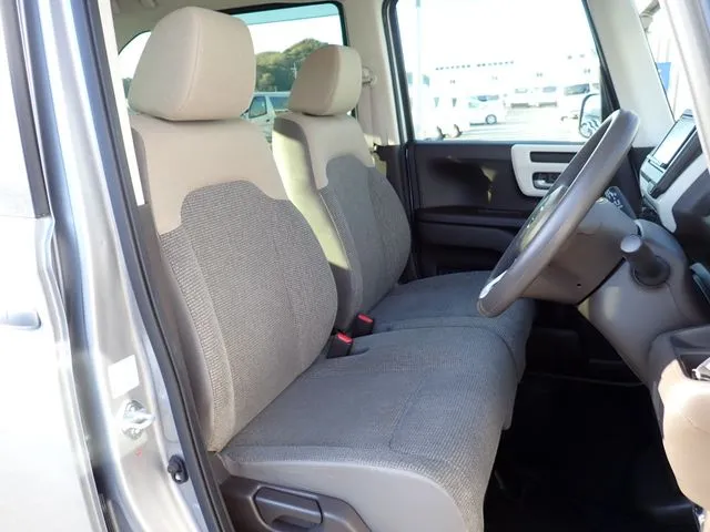 Ｎ　ＢＯＸ（ホンダ）の車両写真