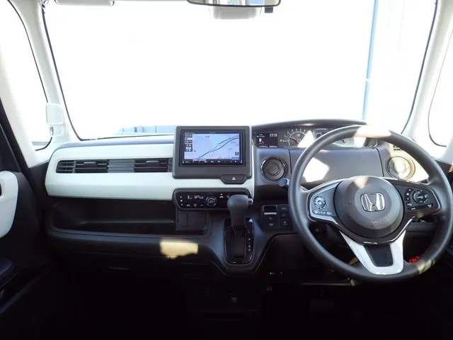 Ｎ　ＢＯＸ（ホンダ）の車両写真