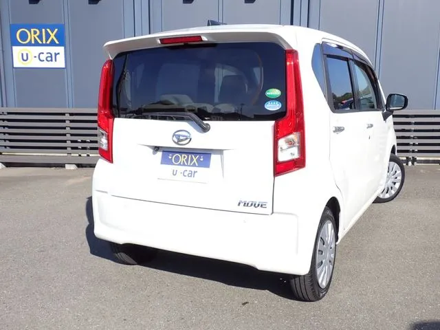 ムーヴ（ダイハツ）の車両写真