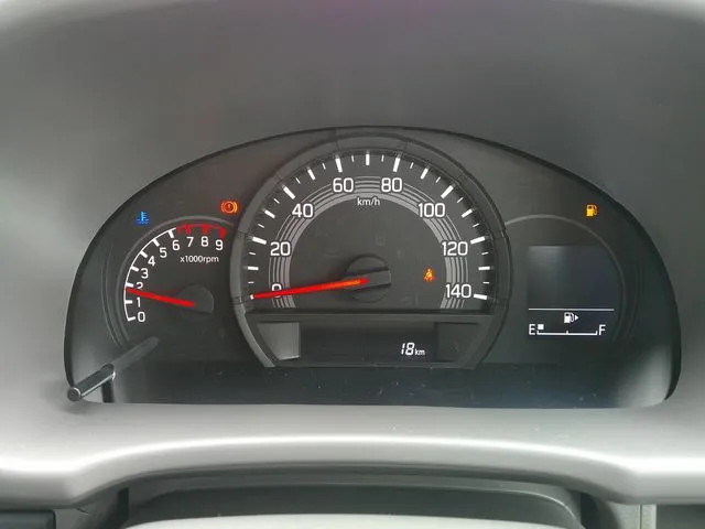 ニッサン　クリッパーバン