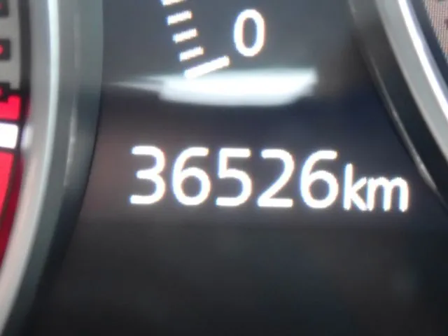 ＭＡＺＤＡ３　セダン（マツダ）の車両写真