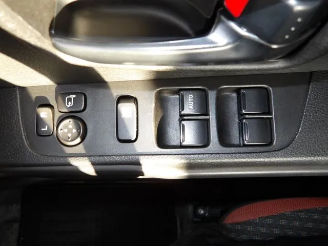 ハスラー（スズキ）の車両写真